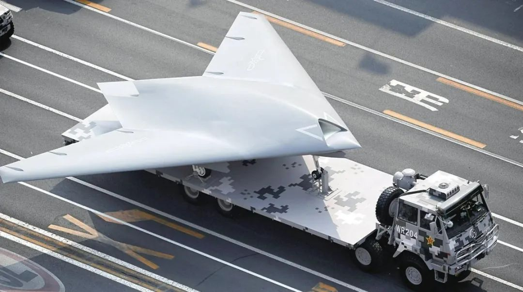 【航化说】9·3大阅兵武器装备前瞻：从国之重器读懂强军之路（二）
